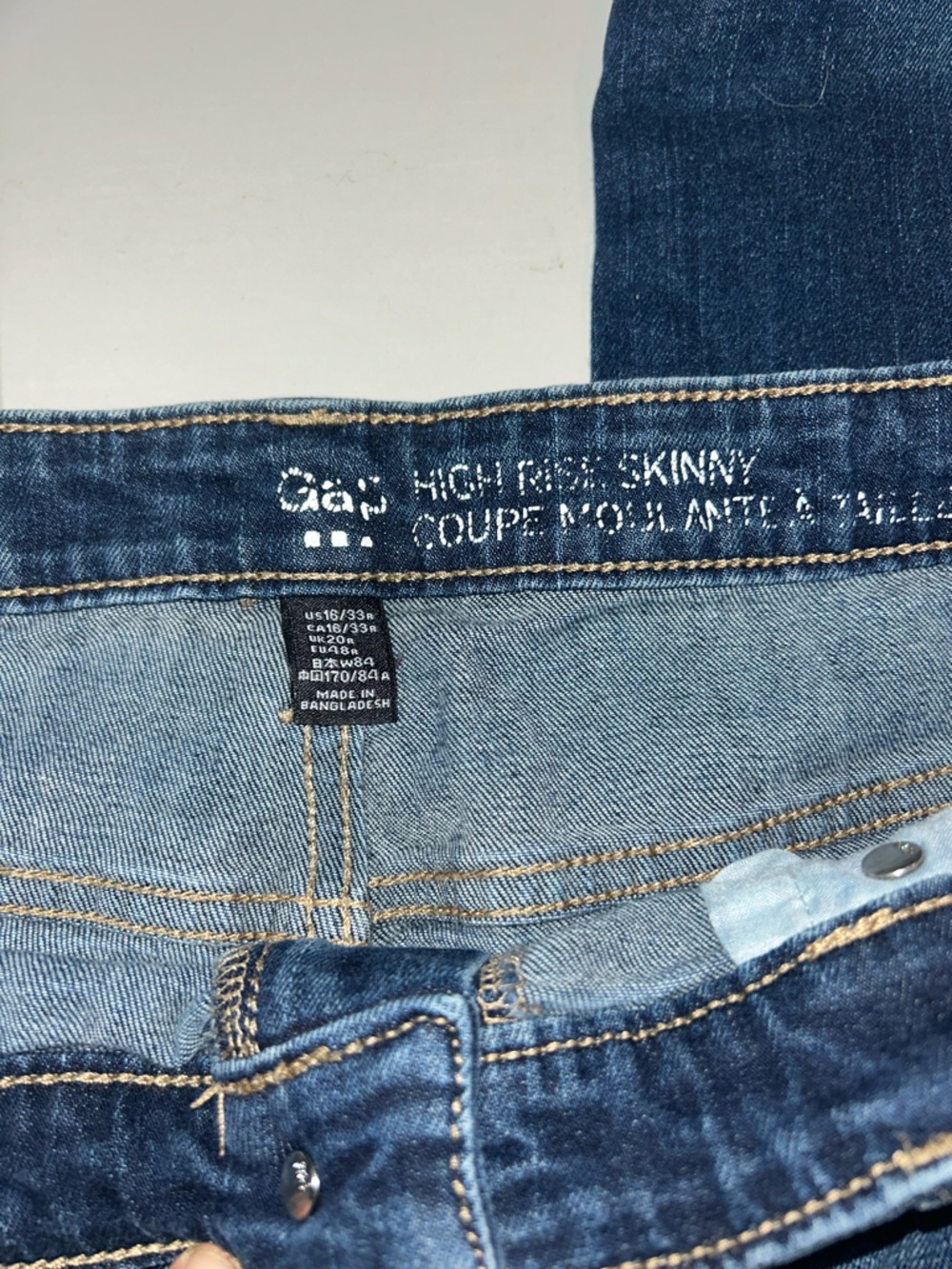 GAP High-Rose Skinny Jeans, size 16/33R - Picture 2 of 3